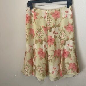 August Silk butter yellow floral Skirt! 8